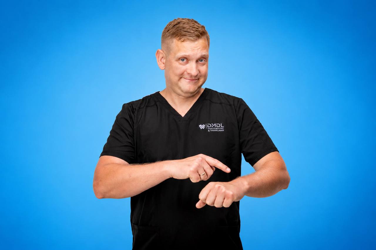 Bestill time online hos tannlege Dmitrij Chaustovic i Kristiansand
